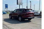 $28850 : 2021 Grand Cherokee L Limited thumbnail