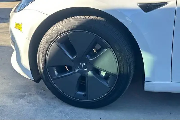 $24999 : Tesla Model 3 2022 AWD Long image 6