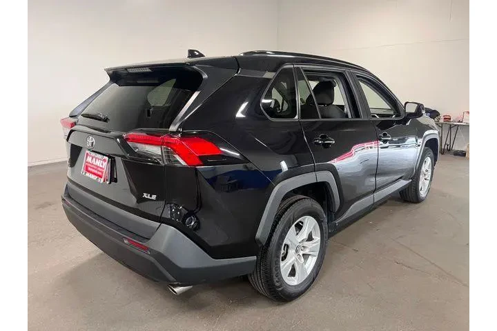 $24972 : Toyota RAV4 2020 XLE 4dr SUV image 3