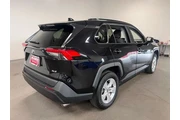 $24972 : Toyota RAV4 2020 XLE 4dr SUV thumbnail