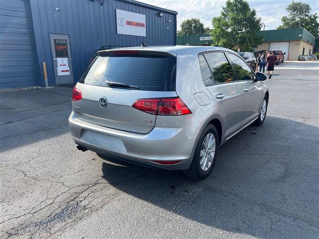 $10588 : 2016 Golf TSI SE, GREAT ON GA image 7