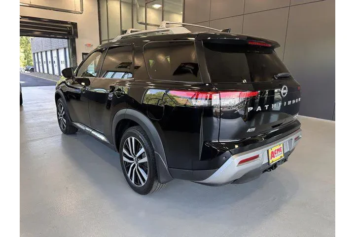 $39795 : Nissan Pathfinder 2024 AWD P image 4