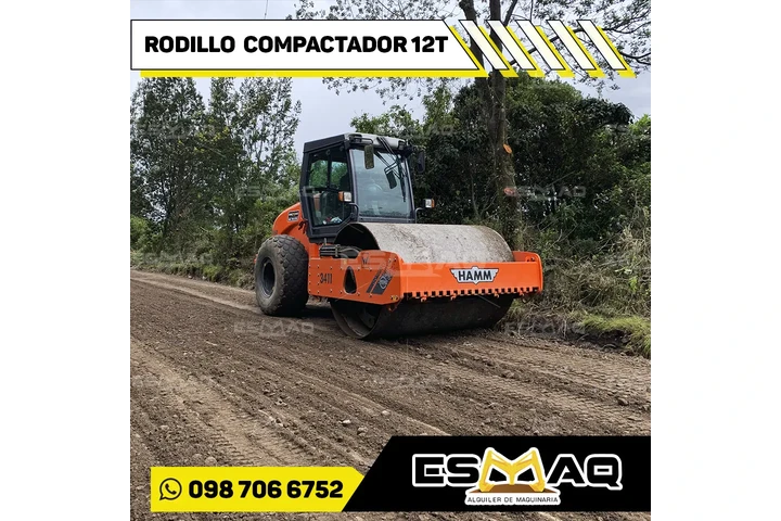 Maquinaria pesada Ecuador image 2