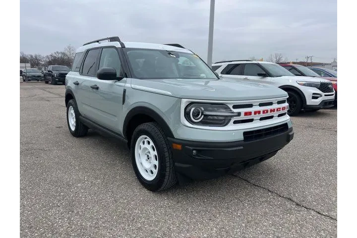 $27984 : Ford Bronco Sport 2024 AWD H image 3