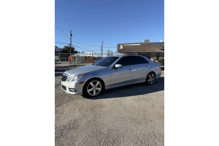 $8995 : 2010 Mercedes-Benz E-Class E image 9
