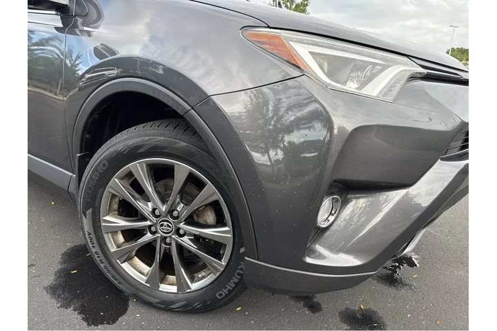 $16500 : 2018 RAV4 Limited image 6