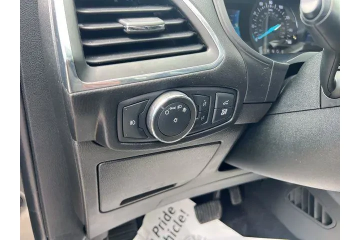 $28683 : Ford Edge 2022 AWD Titanium image 9