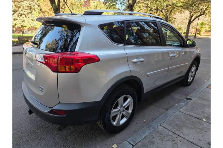 $13995 : 2013 RAV4 XLE image 7