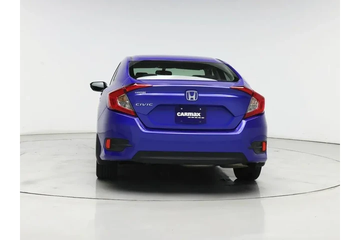 $17998 : Honda Civic 2017 LX 4dr Seda image 6