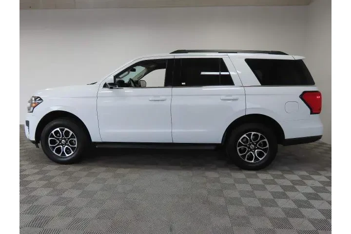 $39995 : Ford Expedition 2024 4x2 XLT image 5