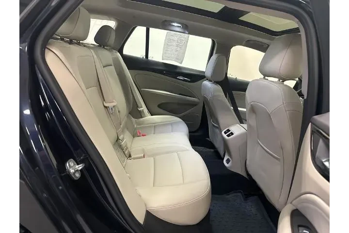 $19998 : Buick Regal TourX 2018 AWD E image 8