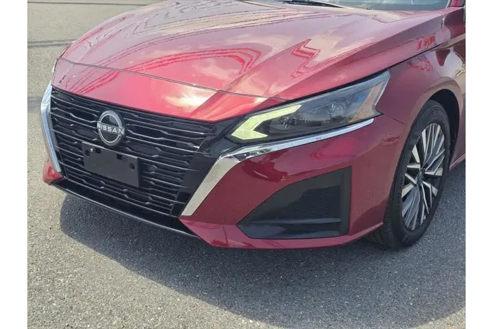 $19999 : Nissan Altima 2024 2.5 SV 4d image 10