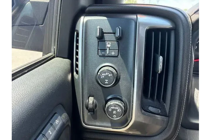 $38992 : Chevrolet Silverado 1500 201 image 10