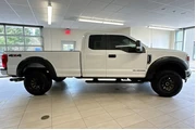 $31865 : Ford F-350 Super Duty 2022 4 thumbnail