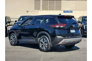 $24751 : Nissan Rogue 2023 SV 4dr Cro thumbnail