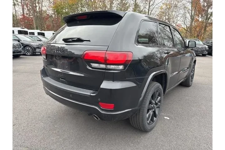 $25688 : Jeep Grand Cherokee 2021 4x4 image 5