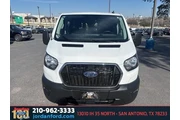 $31824 : Ford Transit 2024 250 3dr SW thumbnail