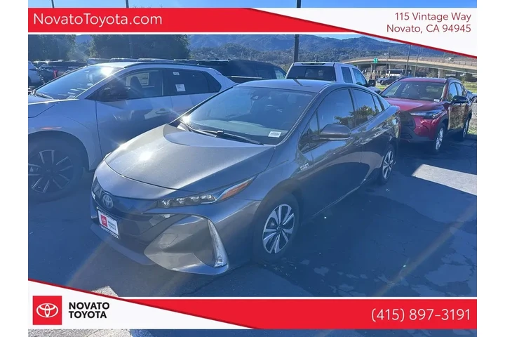 $17199 : Silver Certified2017 Prius Pr image 2