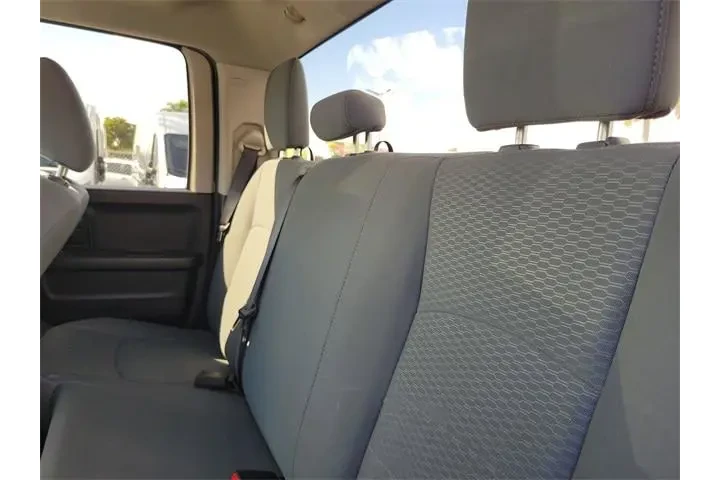 $19691 : Ram 1500 2018 4x4 Express 4d image 8