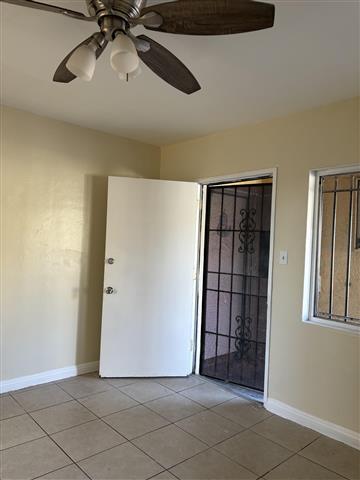 $1395 : Inglewood, Single image 7