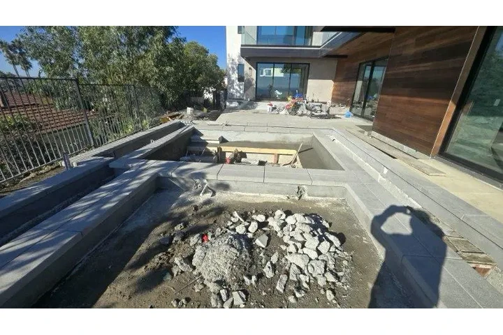 CALIFORNIA TILE image 4