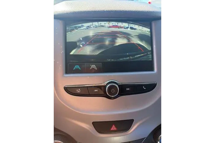 $10898 : Chevrolet Cruze 2017 LS Auto image 2