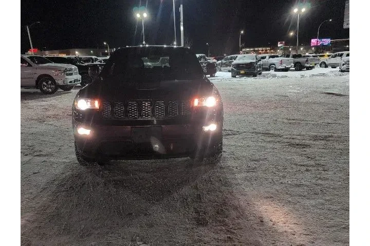 $19995 : Jeep Grand Cherokee 2020 4x4 image 2