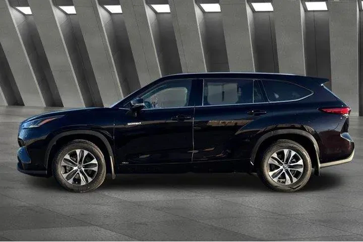$33900 : Toyota Highlander Hybrid 202 image 10