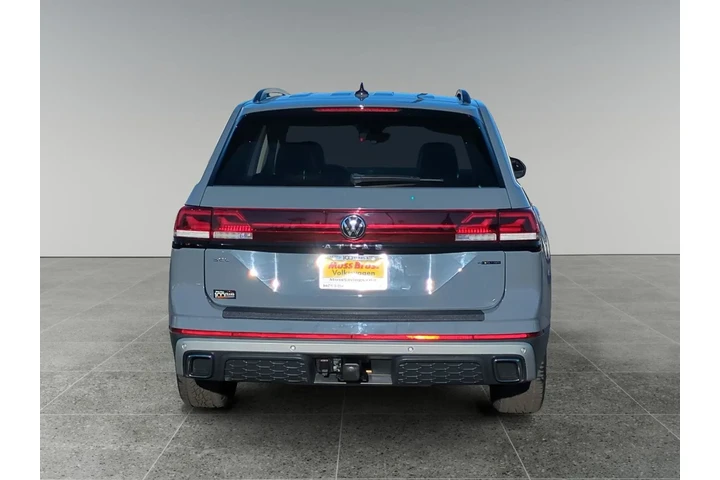 $31950 : Volkswagen Atlas 2024 AWD Pe image 4