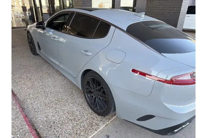 $27937 : Kia Stinger 2021 GT2 4dr Sed image 5