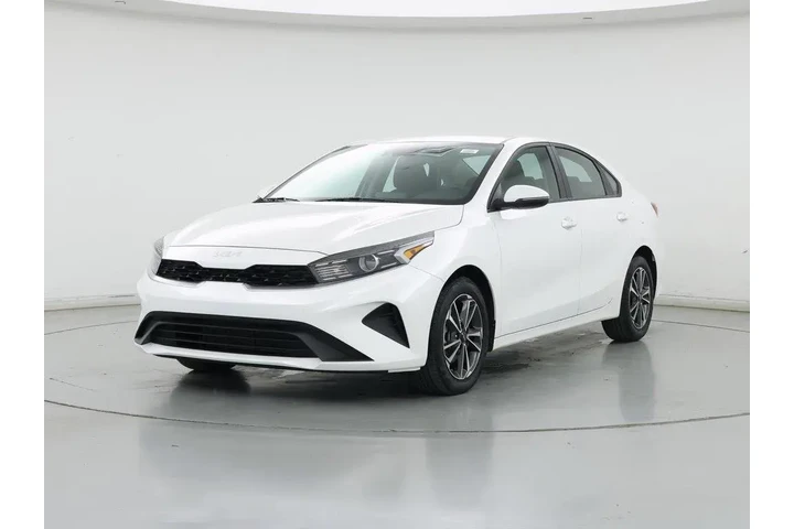 $20998 : Kia Forte 2023 LXS 4dr Sedan image 4