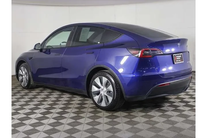$25193 : Tesla Model Y 2022 AWD Long image 8