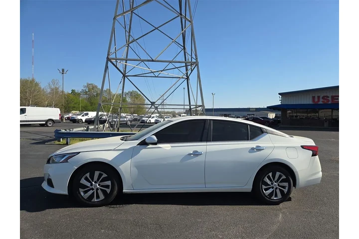 $15995 : 2019 Altima 2.5 S image 2