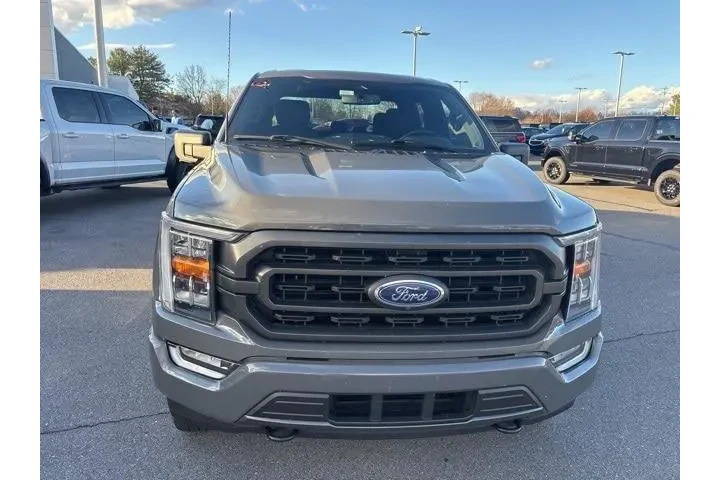 $29923 : Ford F-150 2021 4x4 XLT 4dr image 2