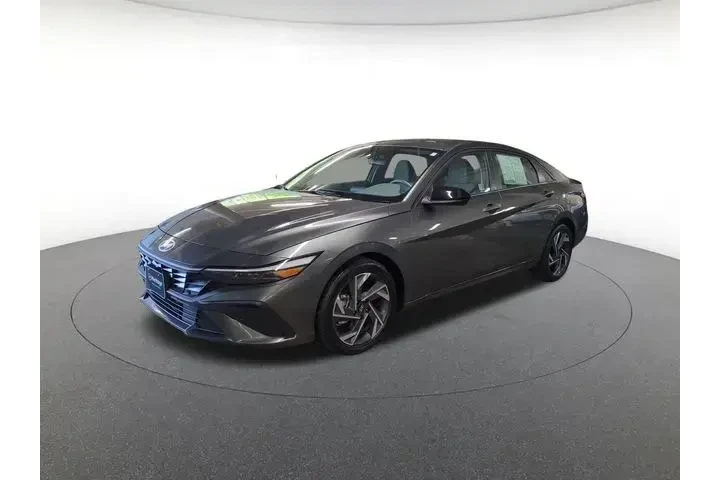 $20700 : Hyundai ELANTRA 2025 SEL Spo image 6