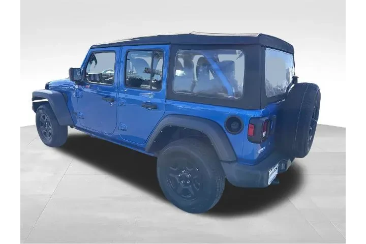 $27406 : Jeep Wrangler Unlimited 2021 image 8