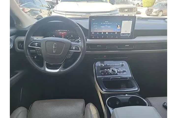 $31898 : Lincoln Nautilus 2021 AWD Re image 3