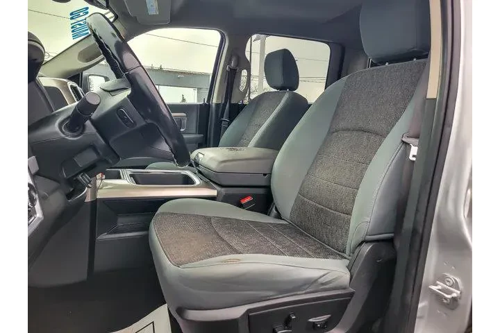 $23931 : Ram 1500 2017 4x4 SLT 4dr Cr image 10