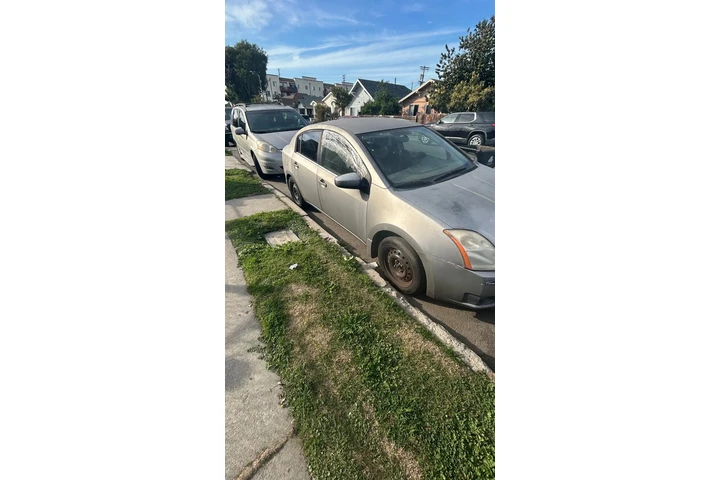 $500 : Nissan sentra image 2