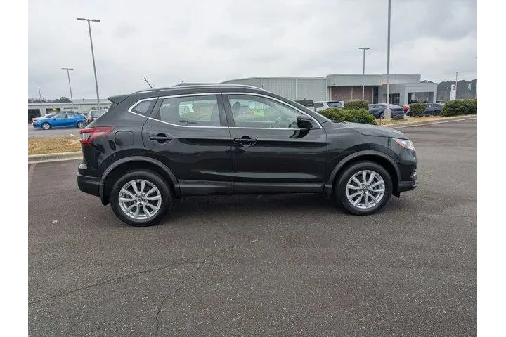 $18975 : Nissan Rogue Sport 2020 S 4d image 5