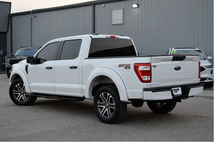 $39983 : Ford F-150 2023 4x4 XL 4dr S image 4