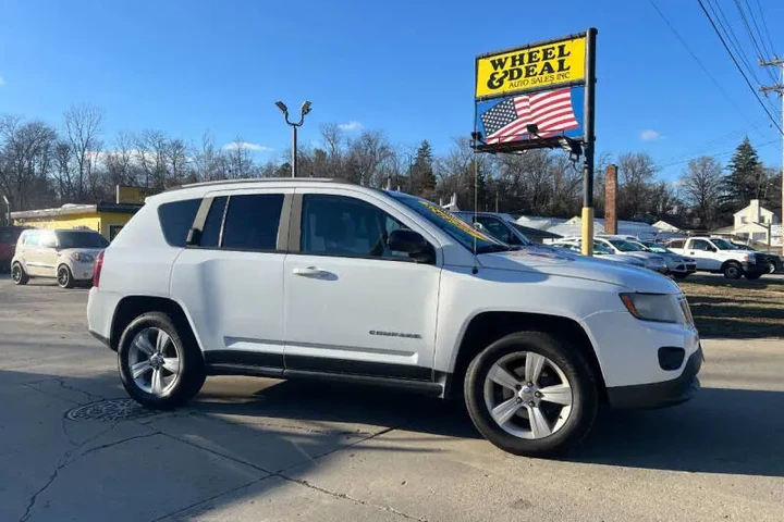 $5995 : 2016 Compass Sport image 1
