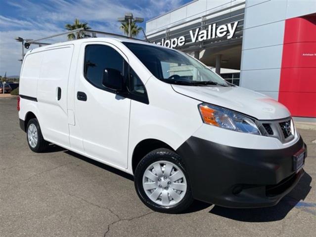 $17888 : 2017 Nissan NV image 1