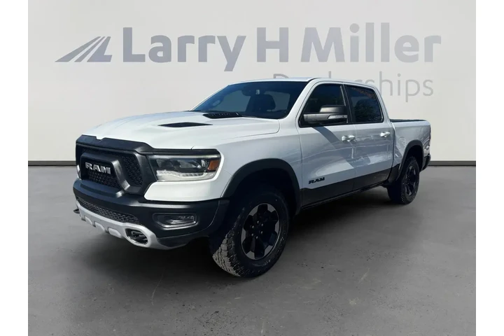 $34341 : Ram 1500 2019 4x4 Rebel 4dr image 1