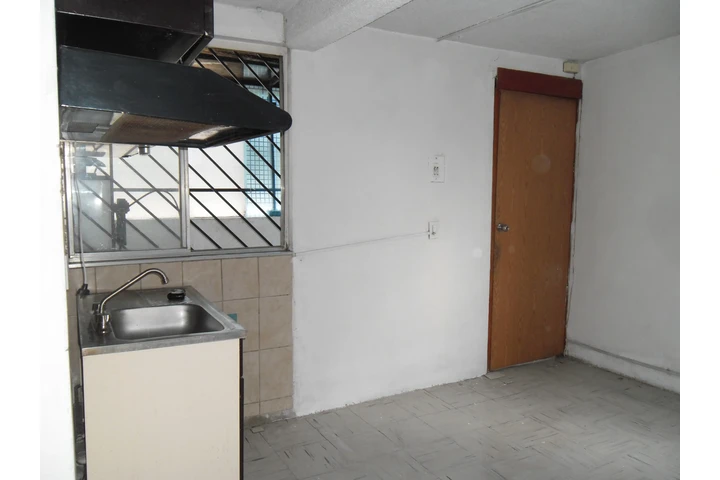 $8600 : COLONIA AMPLIACION ASTURIAS image 3