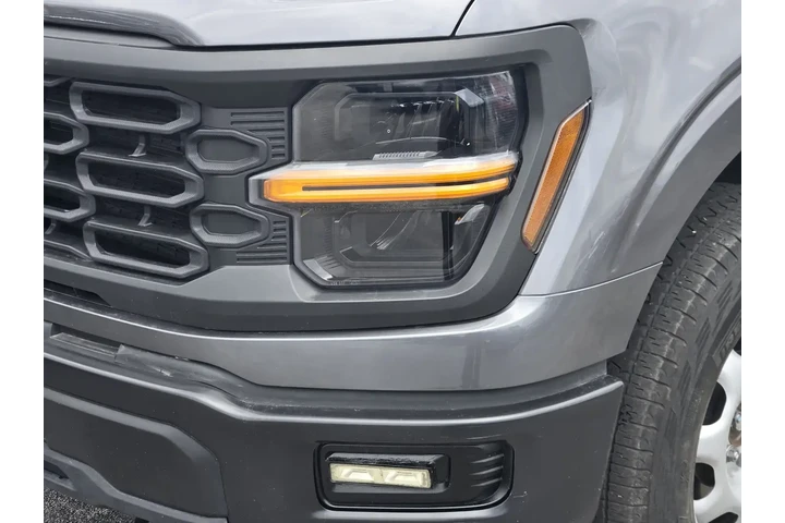 $39995 : Ford F-150 2024 4x4 XL 2dr R image 10