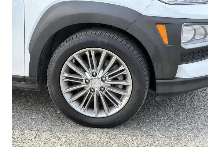 $12880 : Hyundai KONA 2020 AWD SEL 4d image 10