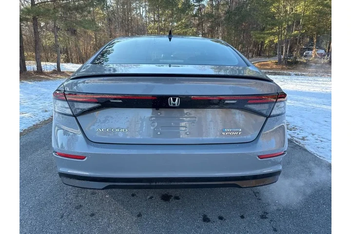 $30277 : Honda Accord Hybrid 2025 Spo image 5