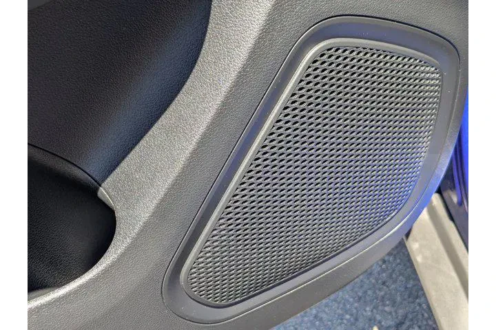 $18773 : Hyundai VENUE 2025 SE 4dr Cr image 10