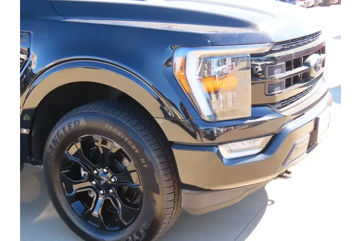 $37999 : Ford F-150 2023 4x4 XLT 4dr image 6